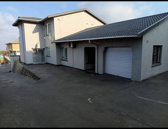 4 BEDROOM HOUSE FOR SALE IN DAWNCREST